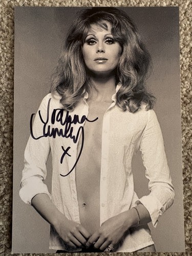 Signed photo joanna lumley - signed,