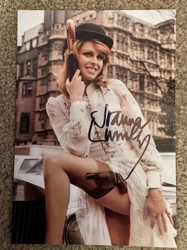Signed photo joanna lumley - photo,