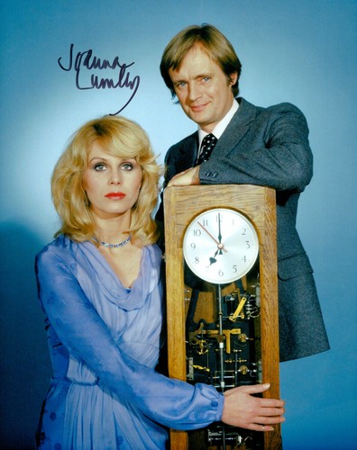 Joanna lumley hand - lumley, 10x8