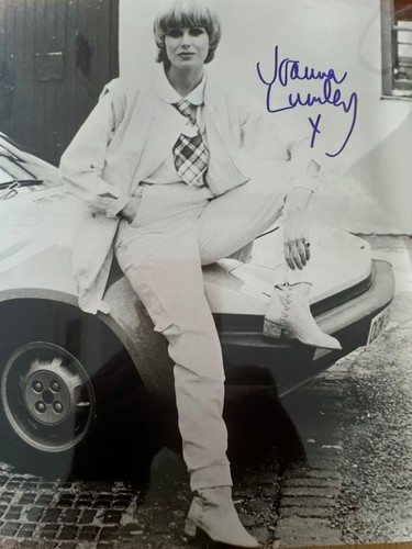 Joanna lumley genuine signed - joanna,